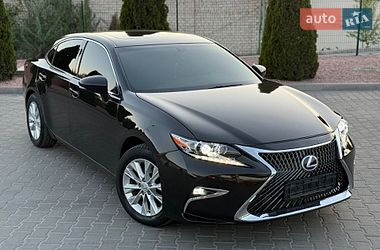 Седан Lexus ES 2013 в Вінниці