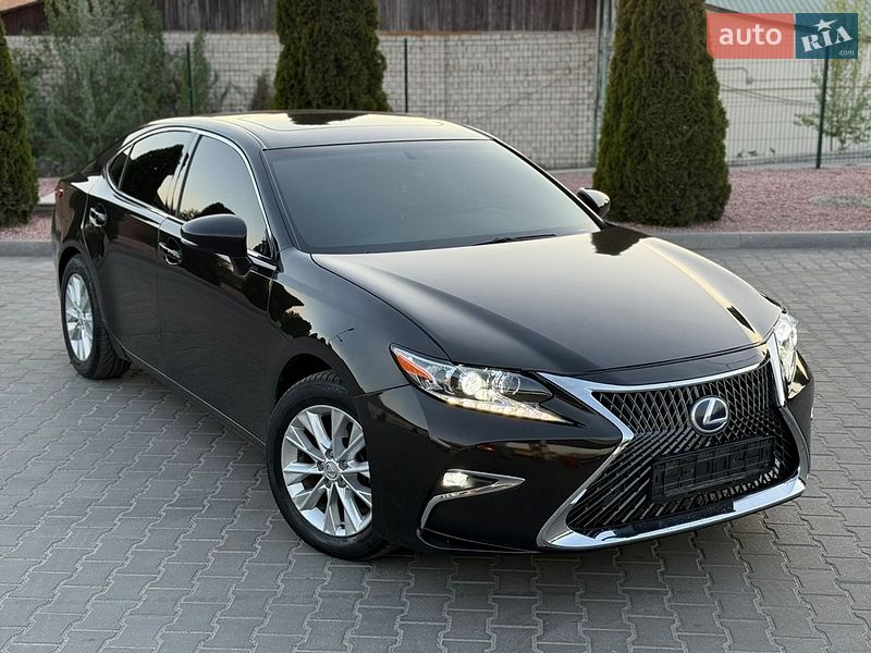 Седан Lexus ES 2013 в Вінниці