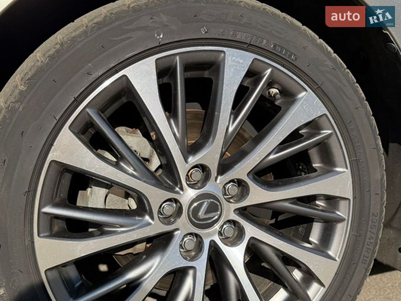 Седан Lexus ES 2020 в Киеве
