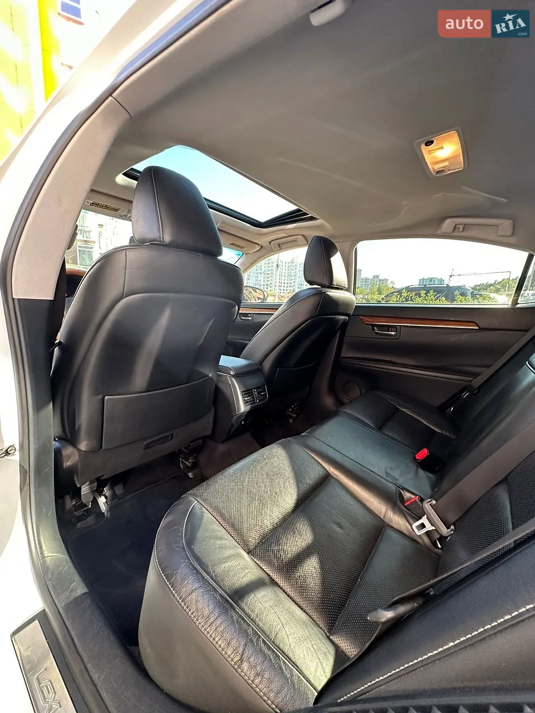 2014 Lexus ES - мініатюра 32