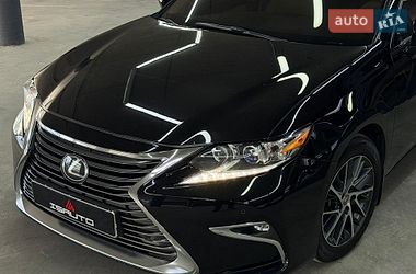 Седан Lexus ES 2018 в Одессе