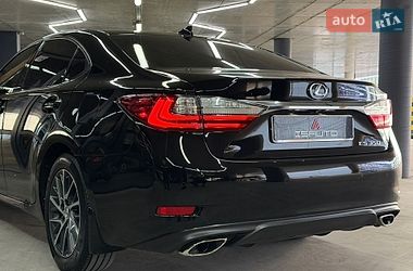 Седан Lexus ES 2018 в Одессе