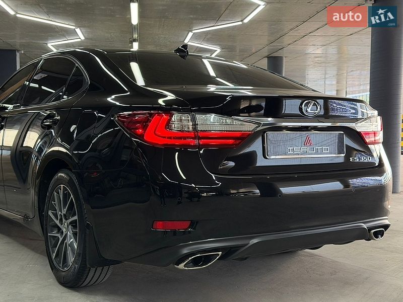 Седан Lexus ES 2018 в Одессе
