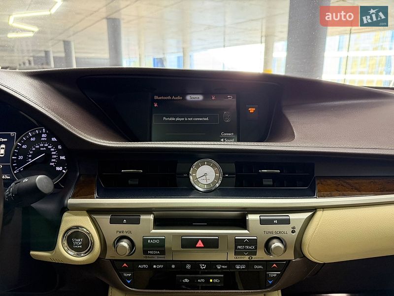 Седан Lexus ES 2018 в Одессе