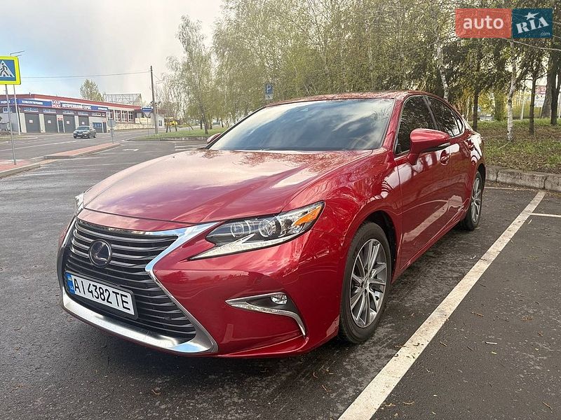 Lexus ES 2018