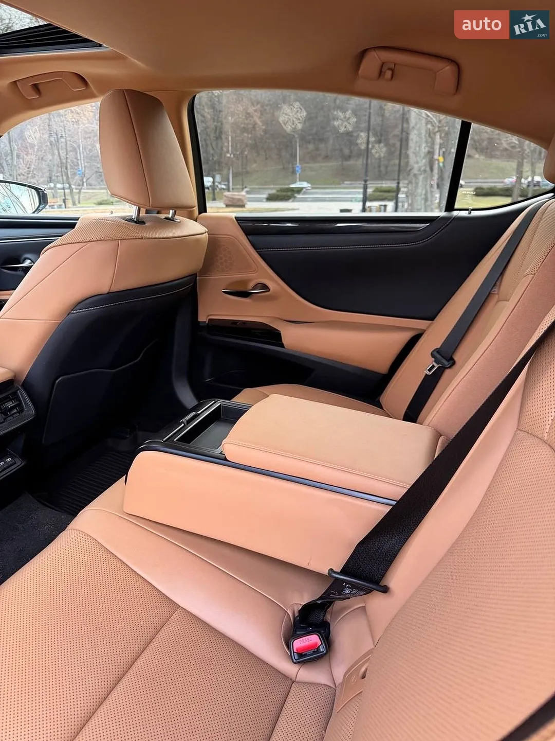 2022 Lexus ES - мініатюра 10