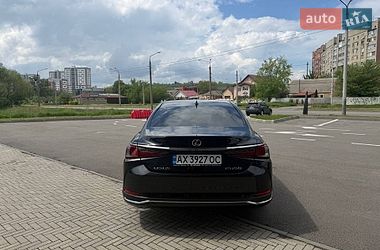 Седан Lexus ES 2021 в Харькове