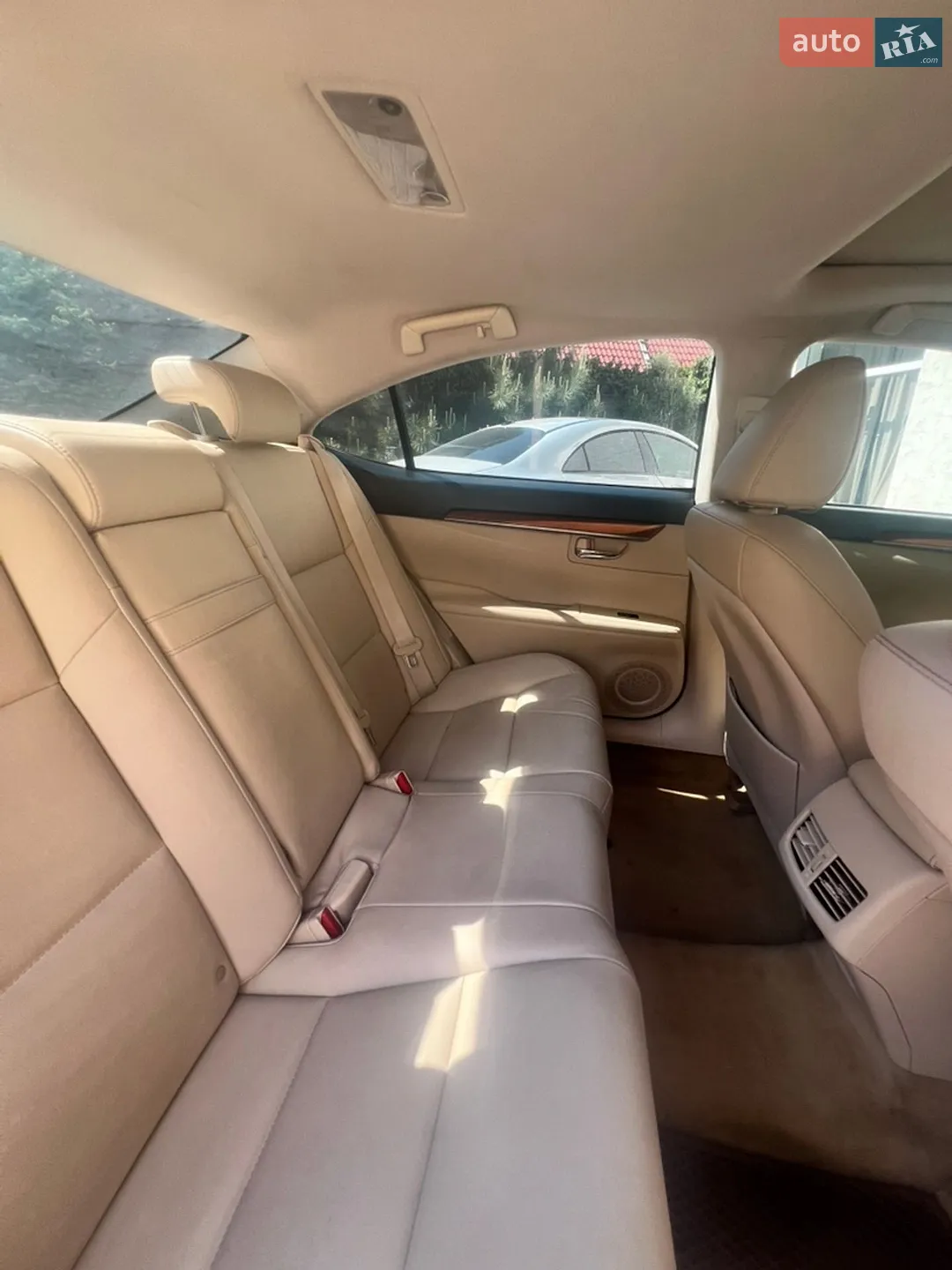 2013 Lexus ES - мініатюра 16