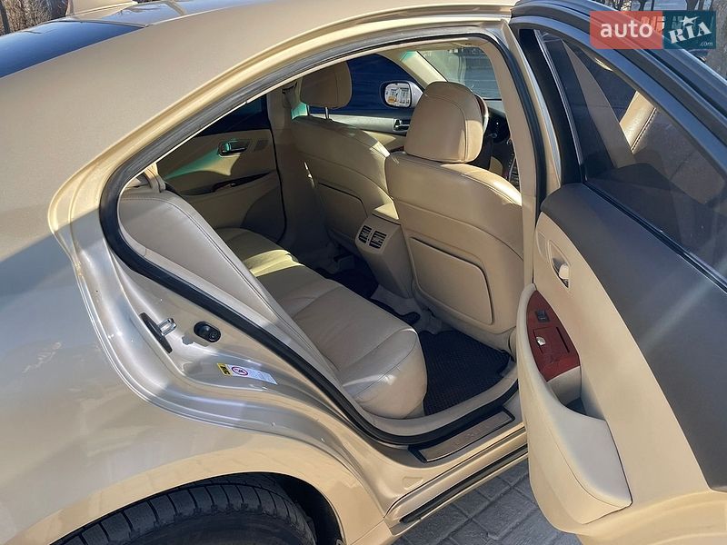 Седан Lexus ES 2006 в Білій Церкві