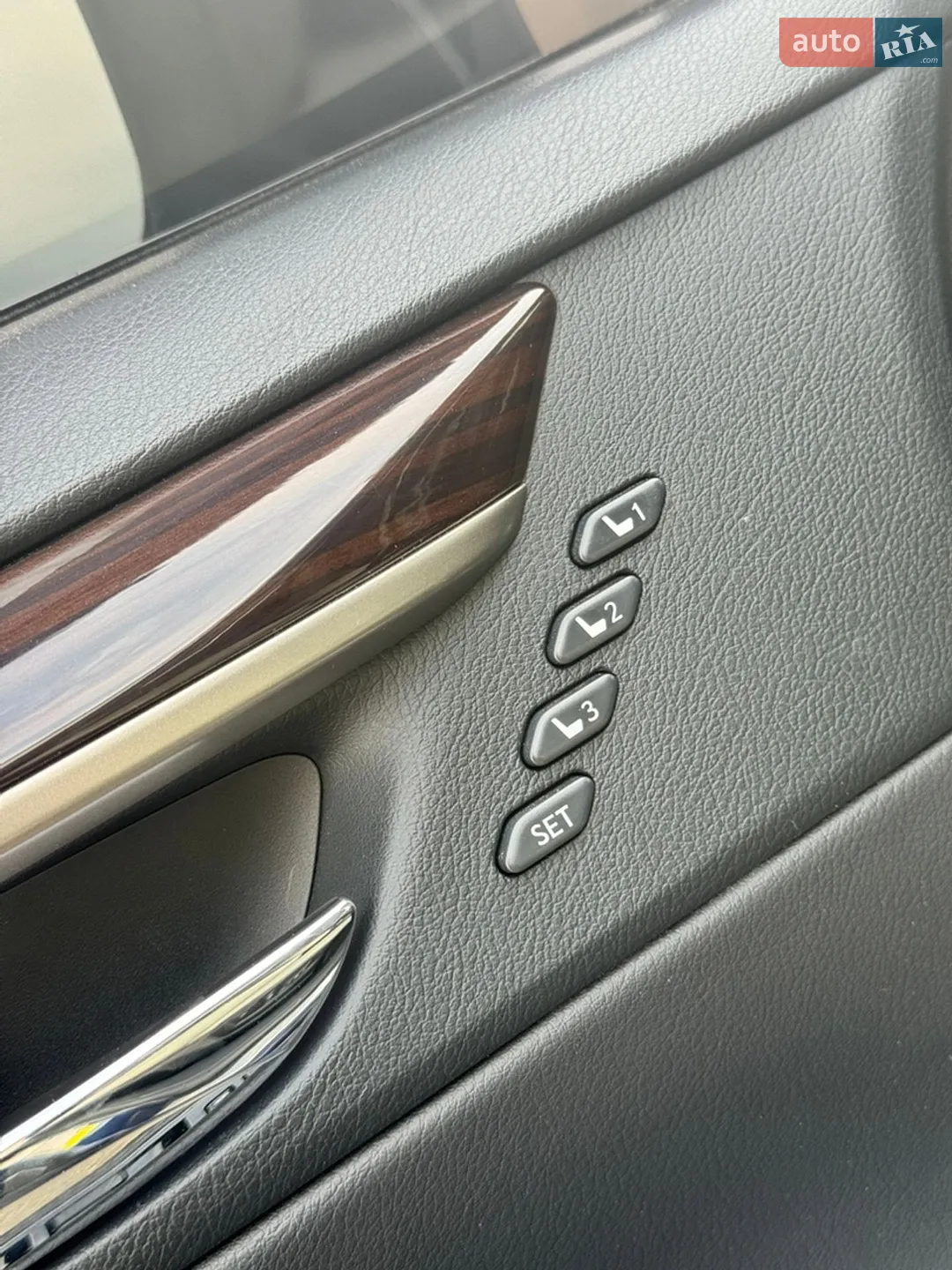 2015 Lexus ES - мініатюра 21