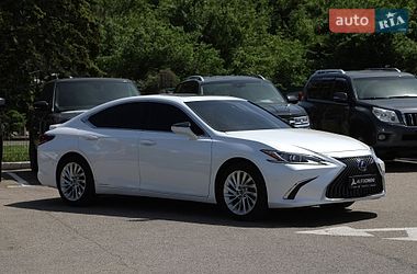 Седан Lexus ES 2021 в Харькове