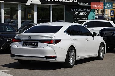 Седан Lexus ES 2021 в Харькове