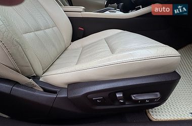 Седан Lexus ES 2016 в Виннице