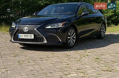 Седан Lexus ES 2019 в Харькове