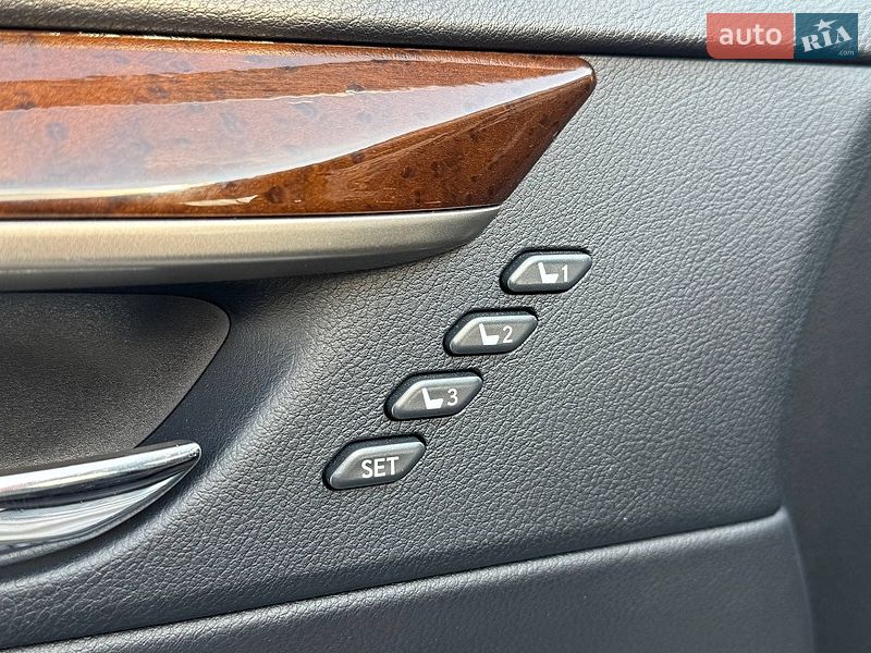 Седан Lexus ES 2014 в Києві фото 15 Седан Lexus ES 2014 в Києві