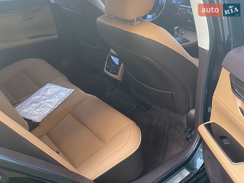 Седан Lexus ES 2017 в Хмельницком