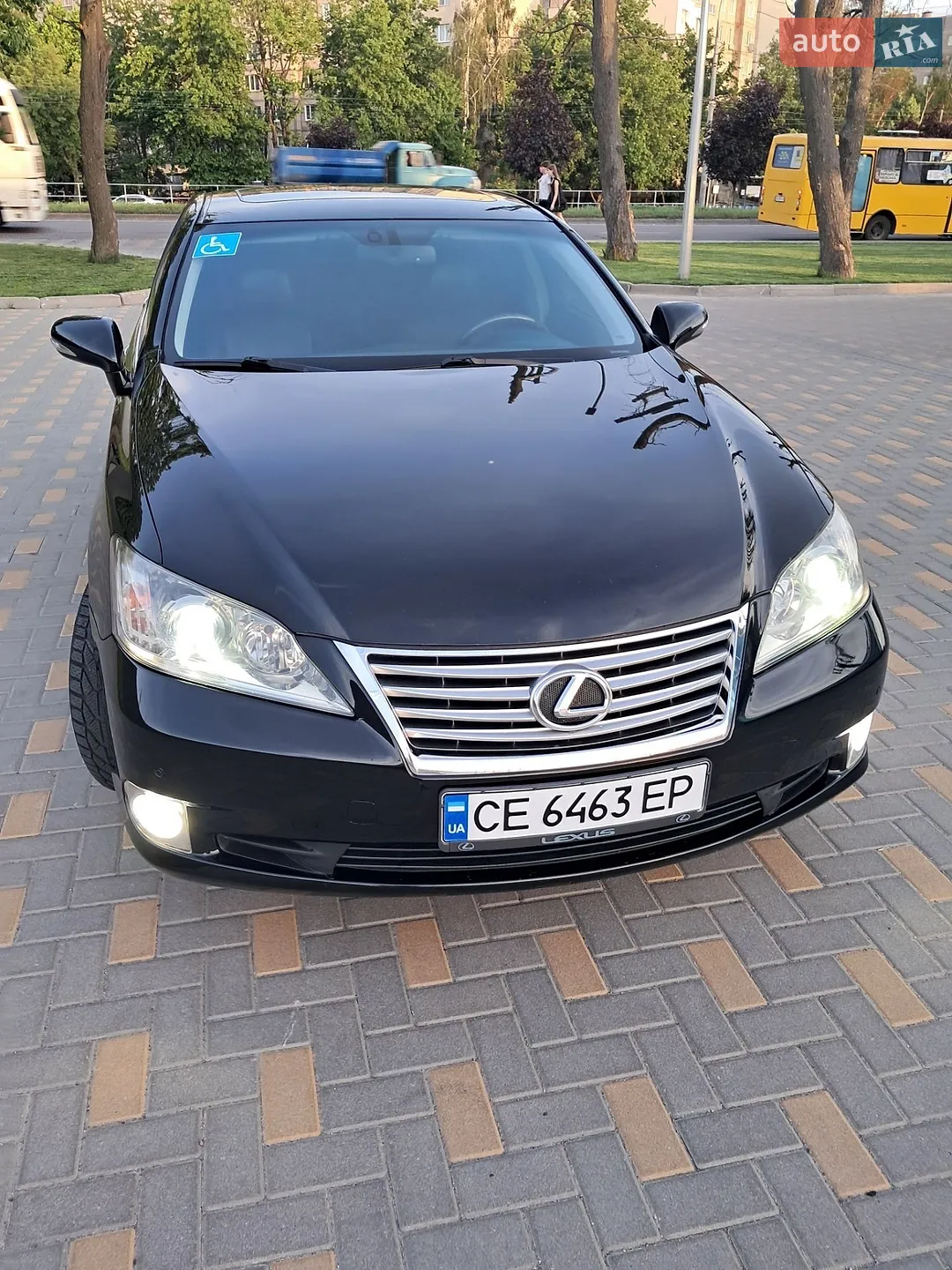 2011 Lexus ES - мініатюра 2