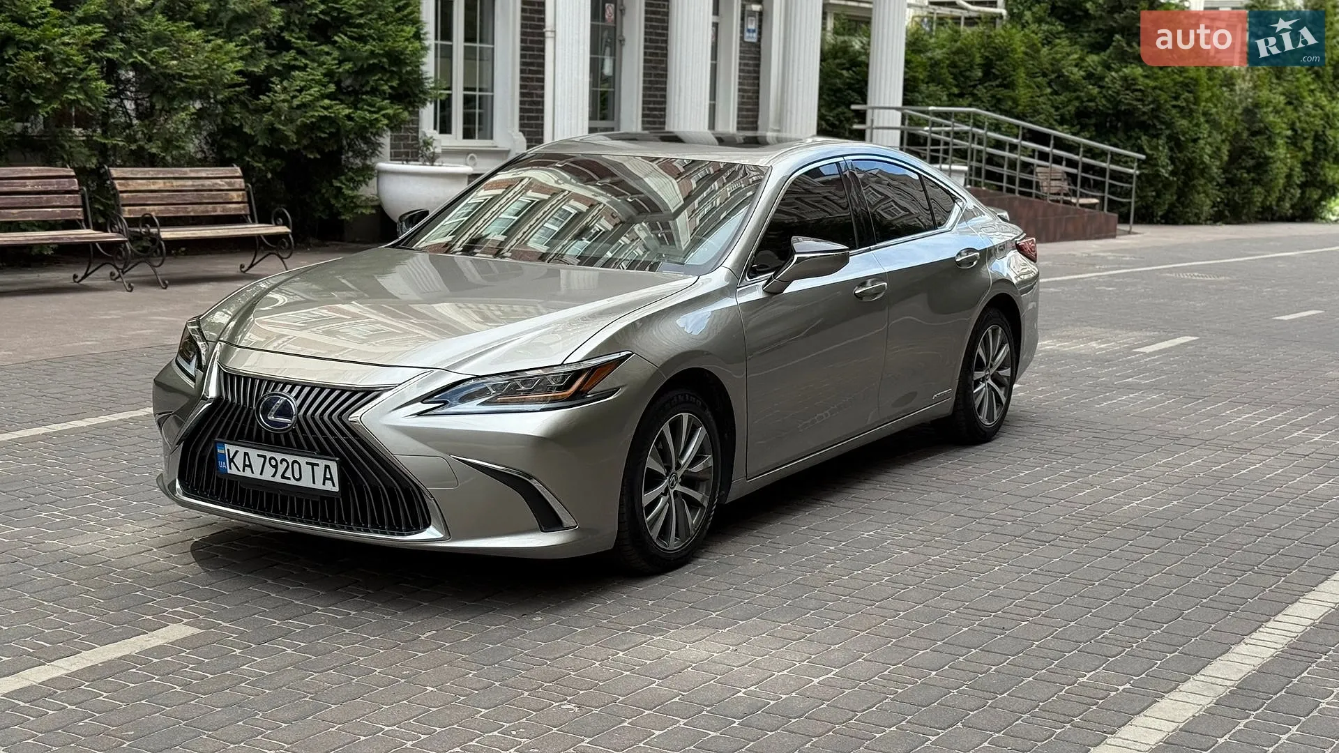 2019 Lexus ES - мініатюра 5
