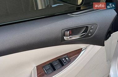 Седан Lexus ES 2009 в Тернополі