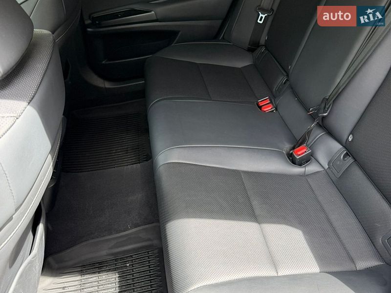 Седан Lexus ES 2021 в Киеве