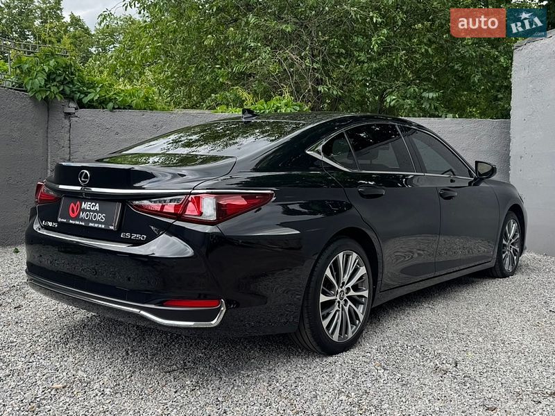 Седан Lexus ES 2020 в Києві
