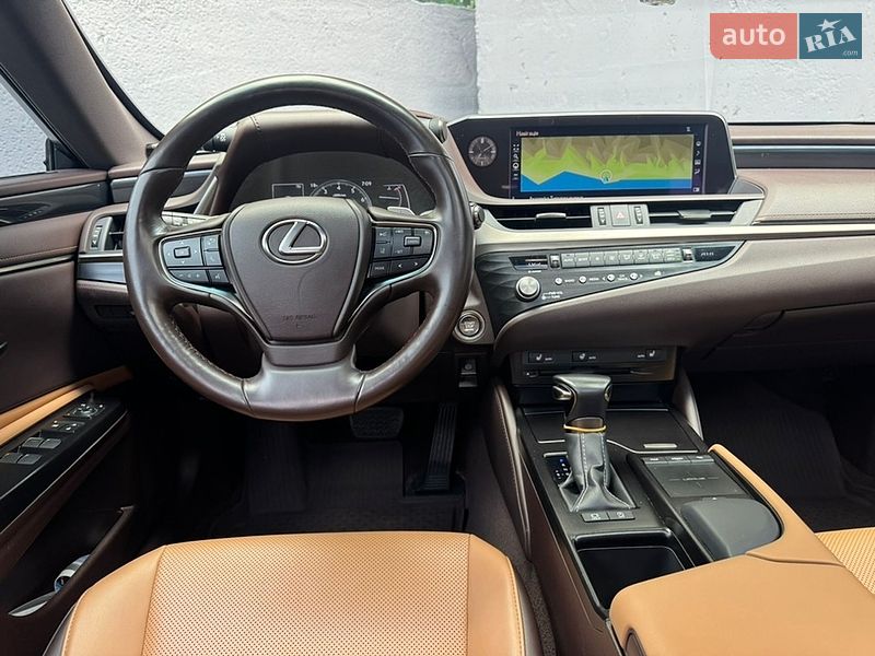Седан Lexus ES 2020 в Києві