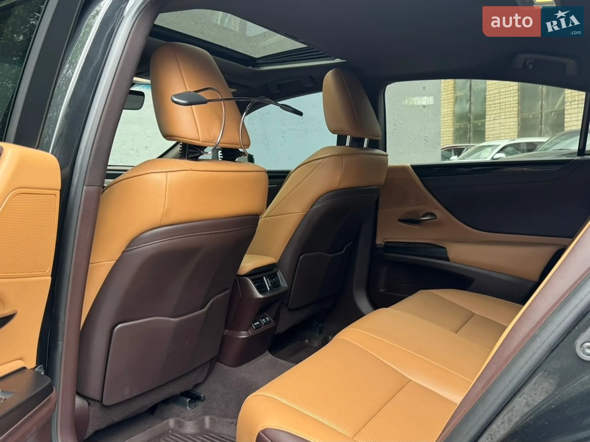 2020 Lexus ES - мініатюра 8