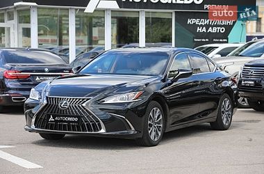 Седан Lexus ES 2022 в Харкові