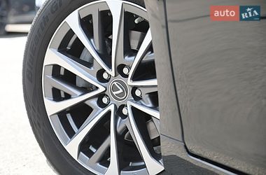 Седан Lexus ES 2022 в Харкові