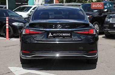 Седан Lexus ES 2022 в Харкові