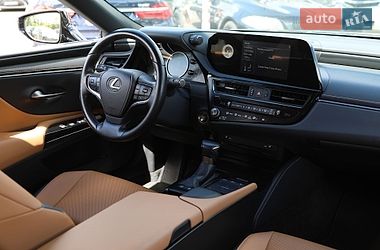 Седан Lexus ES 2022 в Харкові