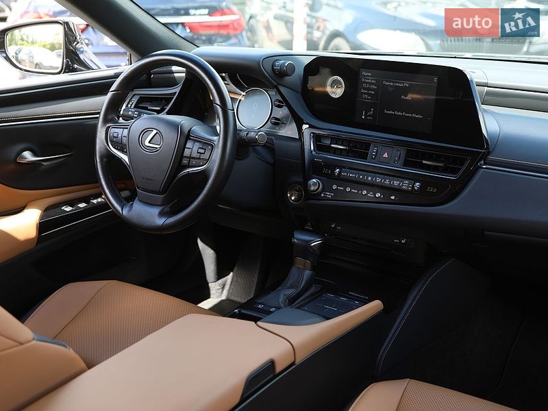 Седан Lexus ES 2022 в Харкові