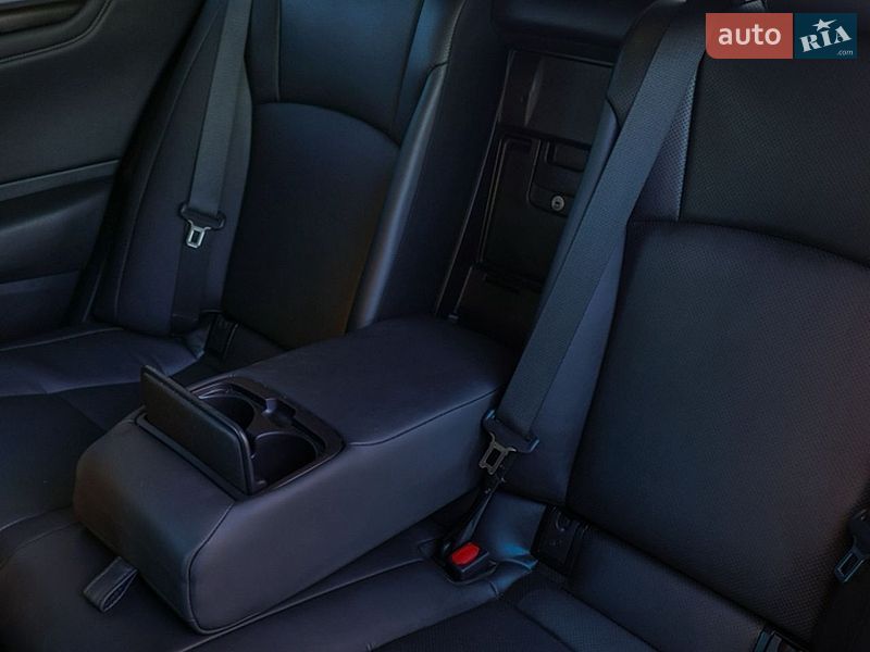 Седан Lexus ES 2024 в Одессе