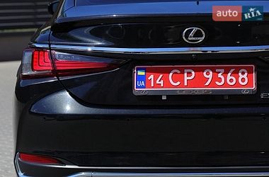 Седан Lexus ES 2024 в Одессе