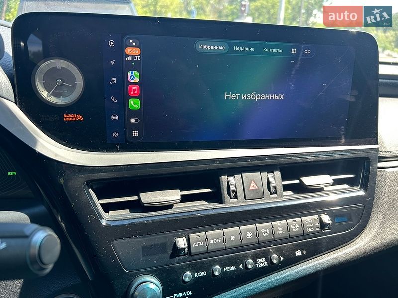 Седан Lexus ES 2024 в Одессе
