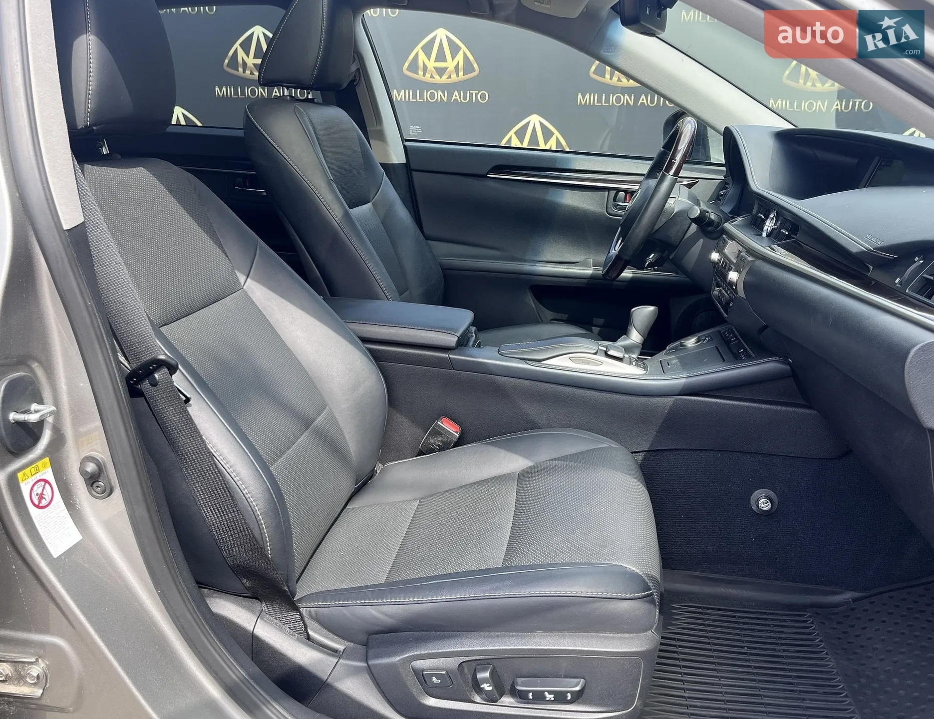 2018 Lexus ES - мініатюра 13