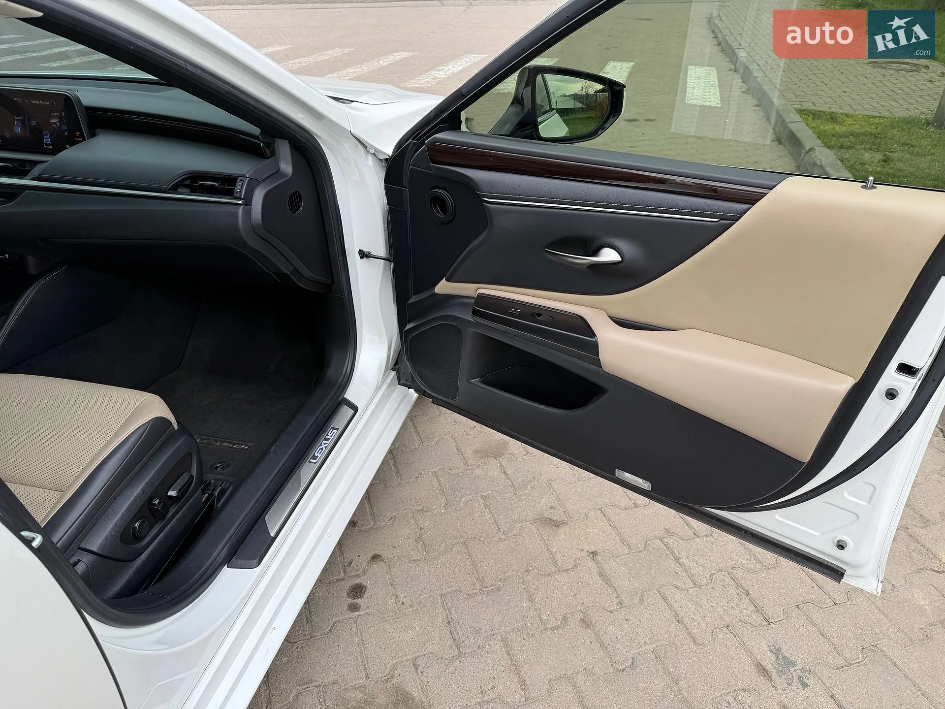 2019 Lexus ES - мініатюра 32