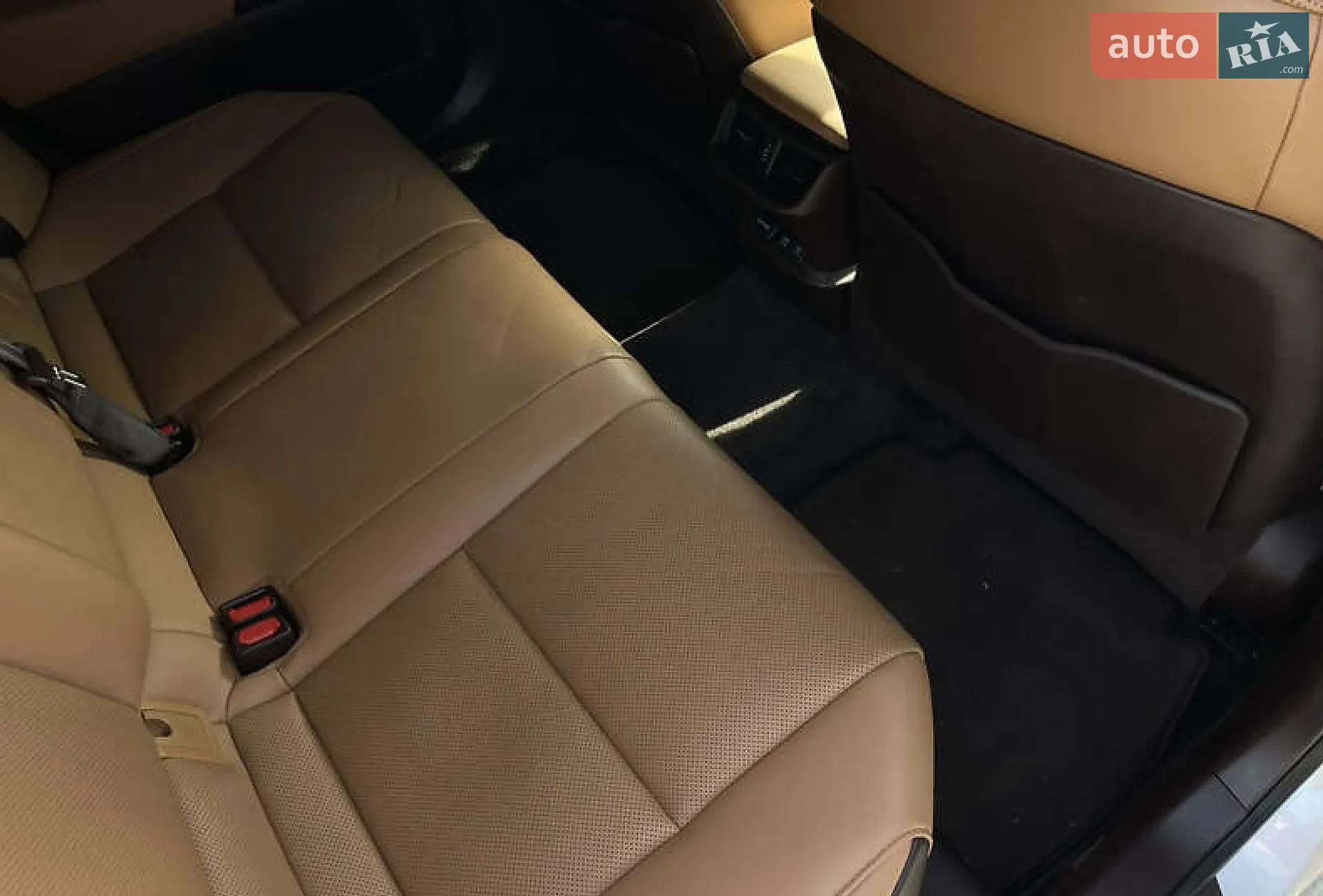 2020 Lexus ES - мініатюра 10