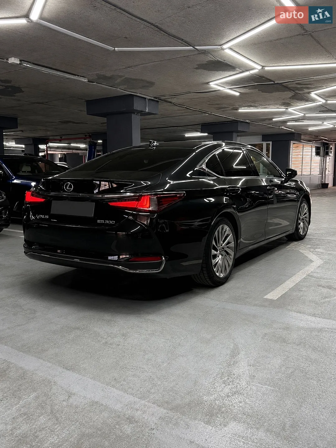 2019 Lexus ES - мініатюра 9