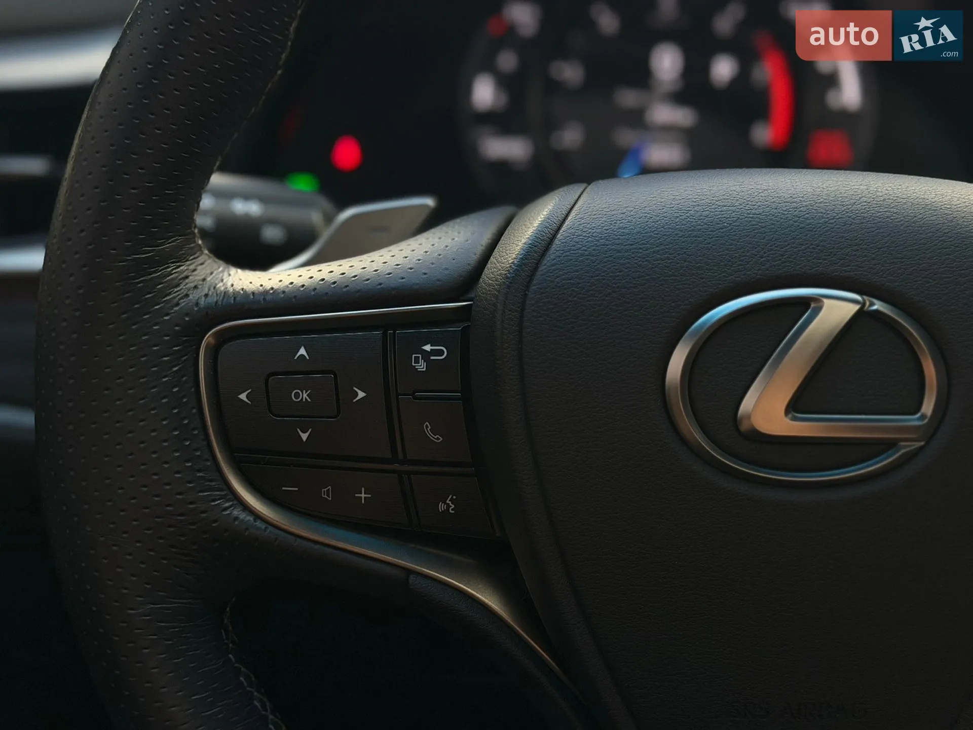 2019 Lexus ES - мініатюра 17