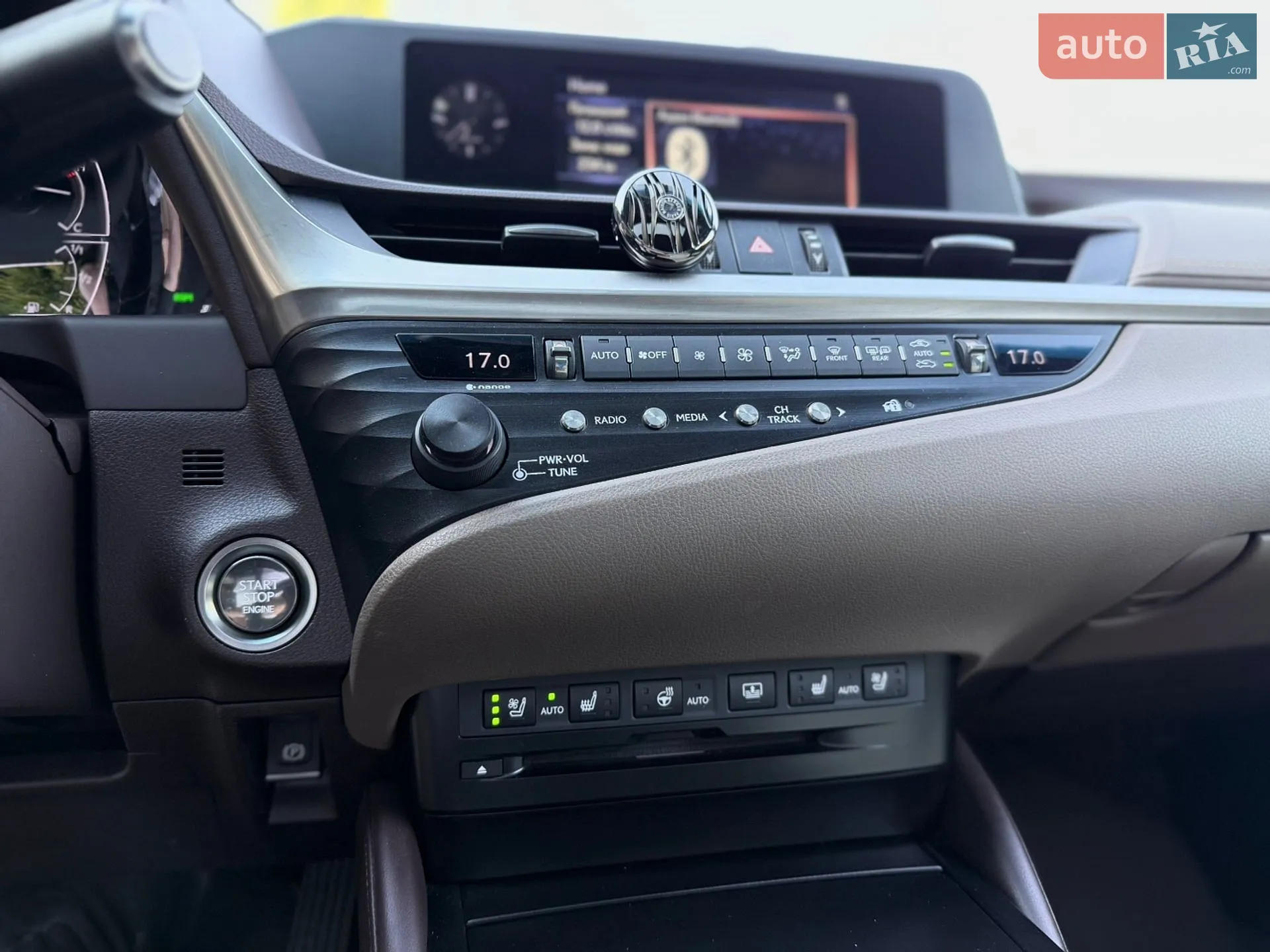 2019 Lexus ES - мініатюра 38