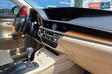 Седан Lexus ES 2014 в Києві фото 43 Седан Lexus ES 2014 в Києві