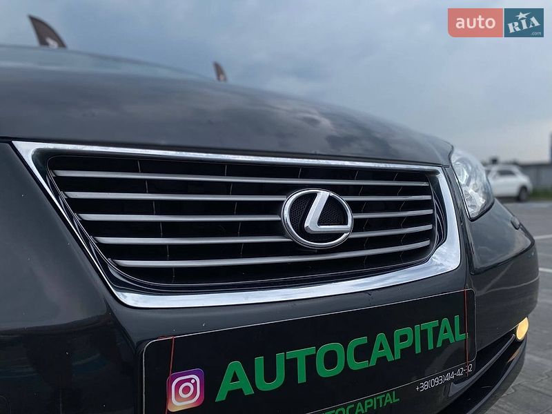 Седан Lexus ES 2008 в Киеве