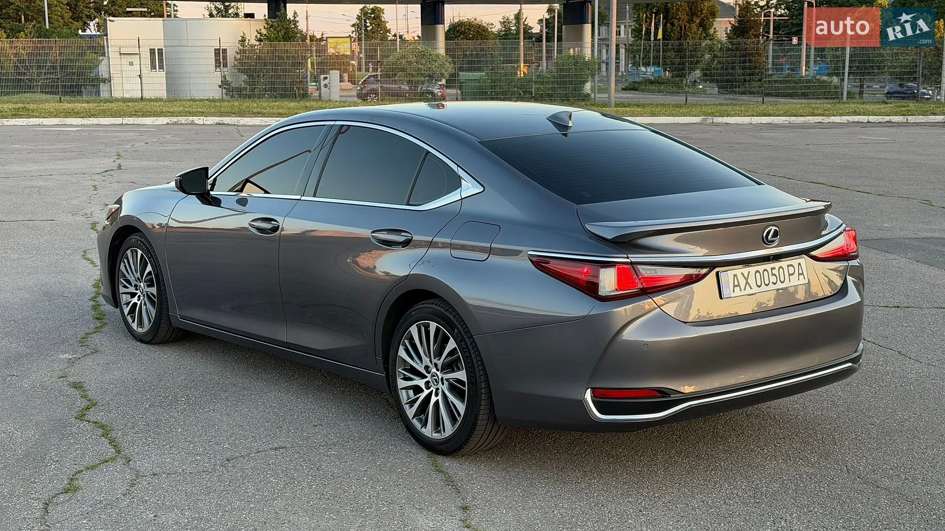2019 Lexus ES - мініатюра 3