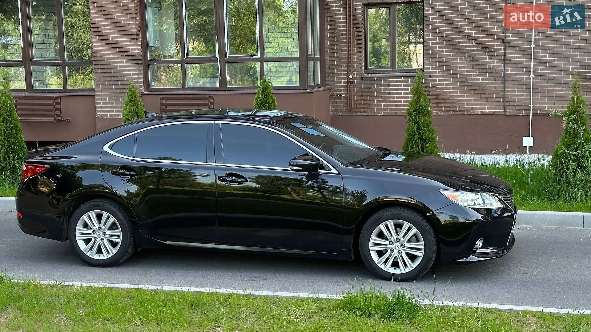 2015 Lexus ES - мініатюра 13