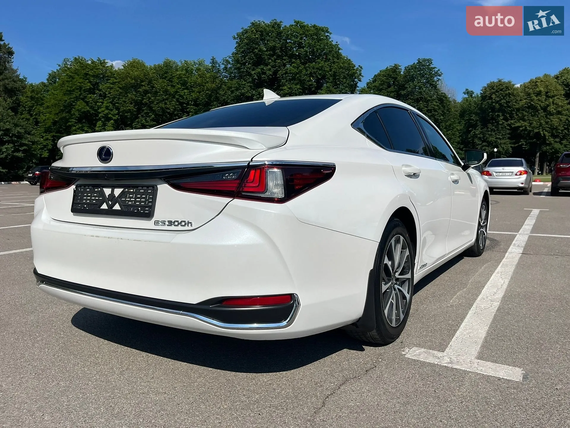 2022 Lexus ES - мініатюра 8