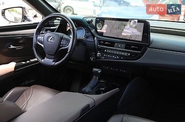 Седан Lexus ES 2023 в Харкові