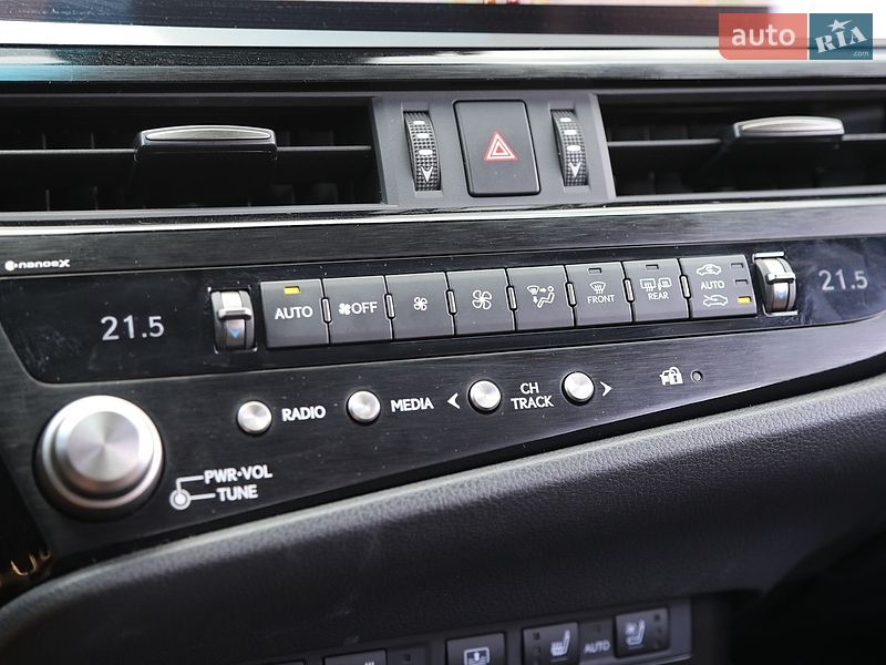 Седан Lexus ES 2023 в Харкові