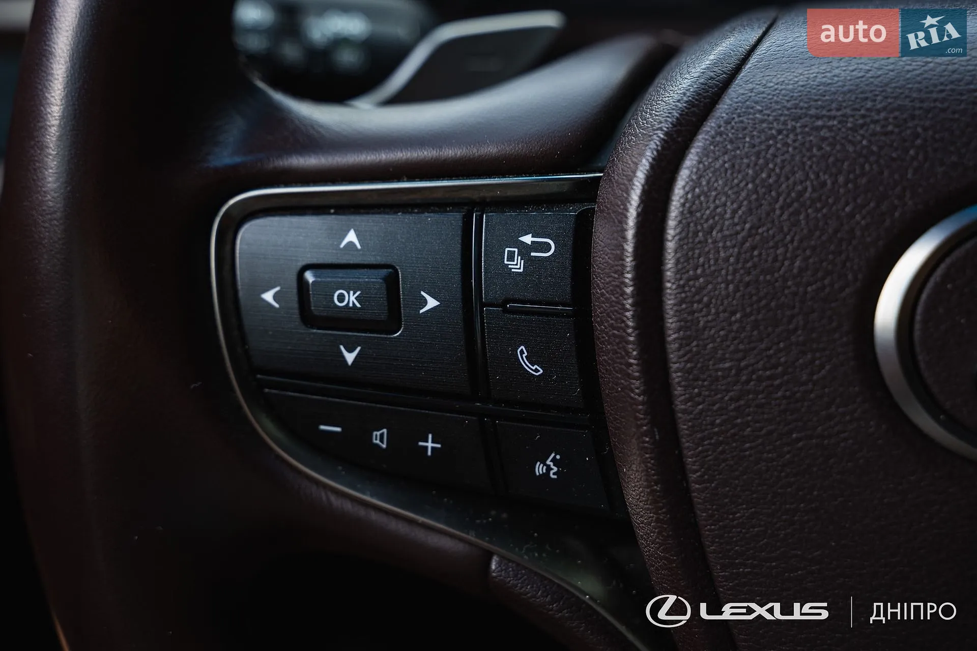 2021 Lexus ES - мініатюра 24