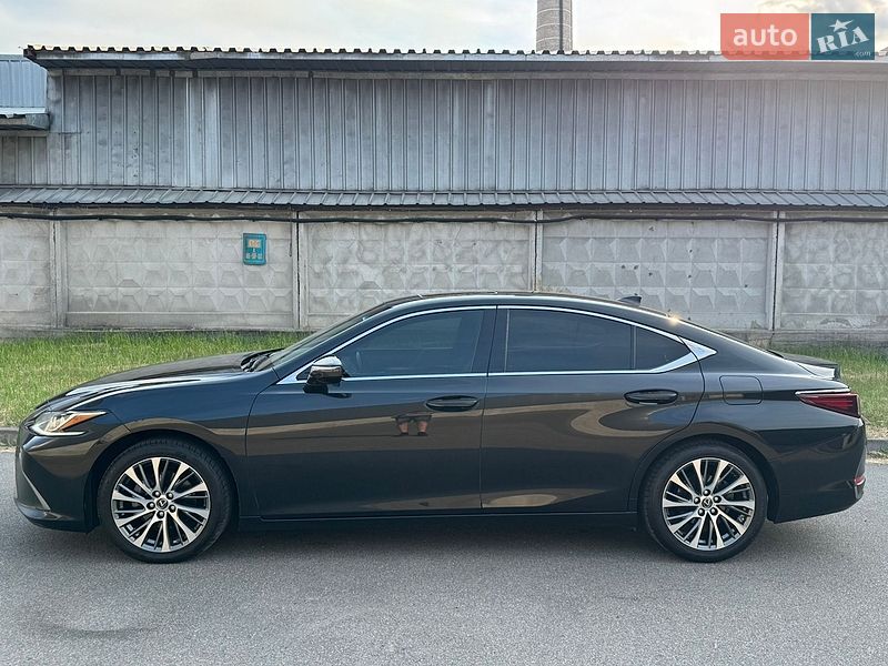 Седан Lexus ES 2020 в Києві